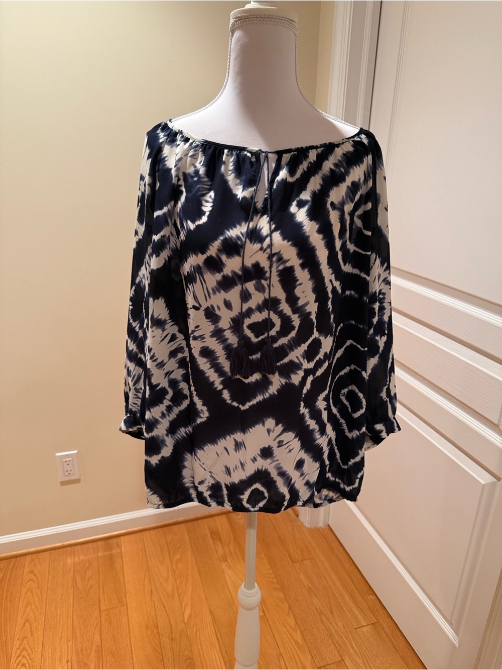 INC International Concepts Navy and White Tie-Dye Peasant Blouse